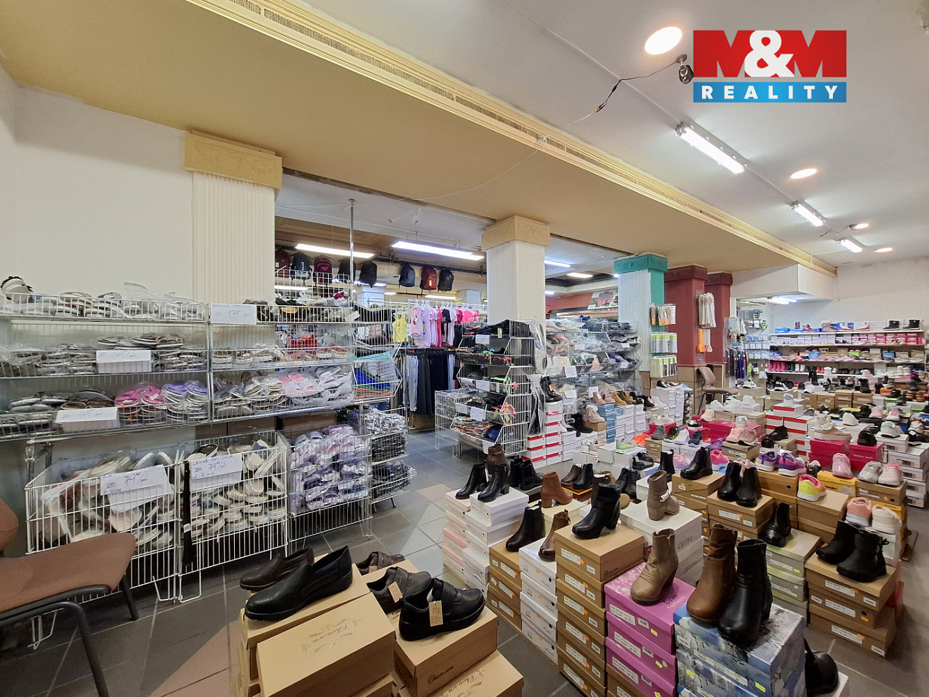 Pronájem obchodních prostor 600 m² — photo 2