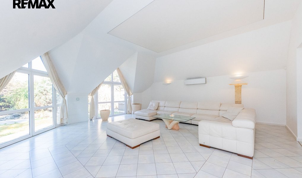 Prodej kanceláře 433 m², Praha – náhled fotky 13