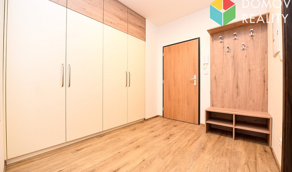 Pronájem bytu 1+kk 48 m², Beroun – náhled fotky 7