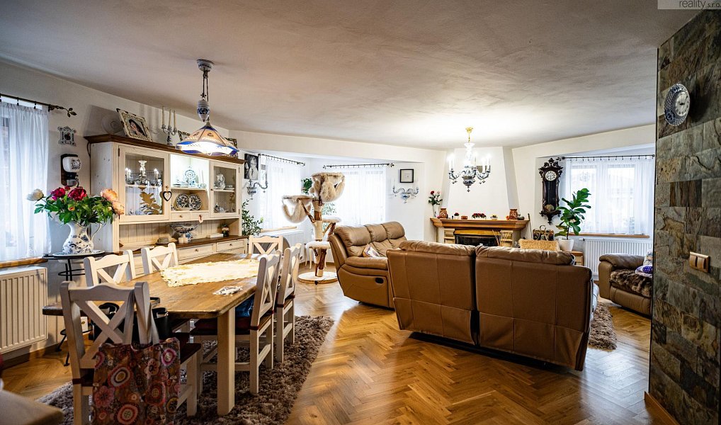 Prodej domu 547 m² s pozemkem 1 355 m², Most – náhled fotky 6