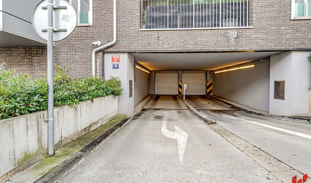 Prodej bytu 3+kk 92 m², Praha – náhled fotky 27