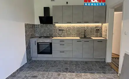 Pronájem bytu 2+1 65 m², Na Bukovině, Pardubice - Bílé Předměstí