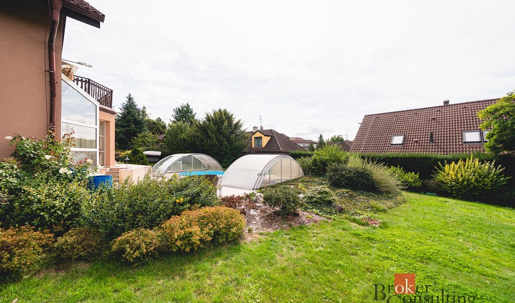 Prodej domu 322 m² s pozemkem 1 262 m², Plzeň – náhled fotky 46