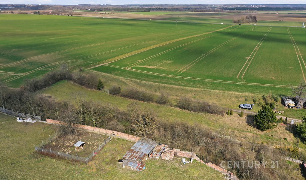 Prodej stavebního pozemku 1 908 m², Libenice – náhled fotky 8