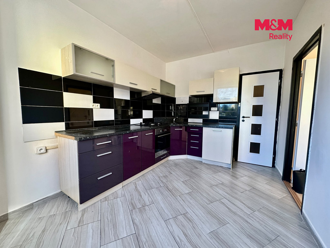 Pronájem bytu 3+1 60 m² – fotografie 3