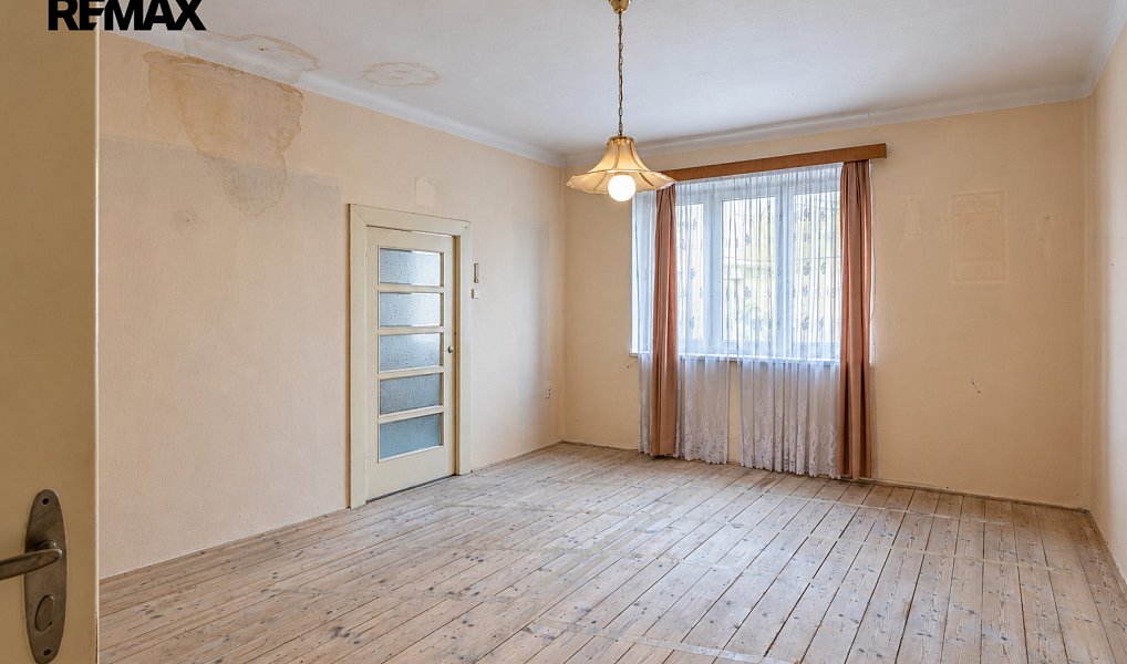 Prodej domu 240 m² s pozemkem 375 m², Polička – náhled fotky 8