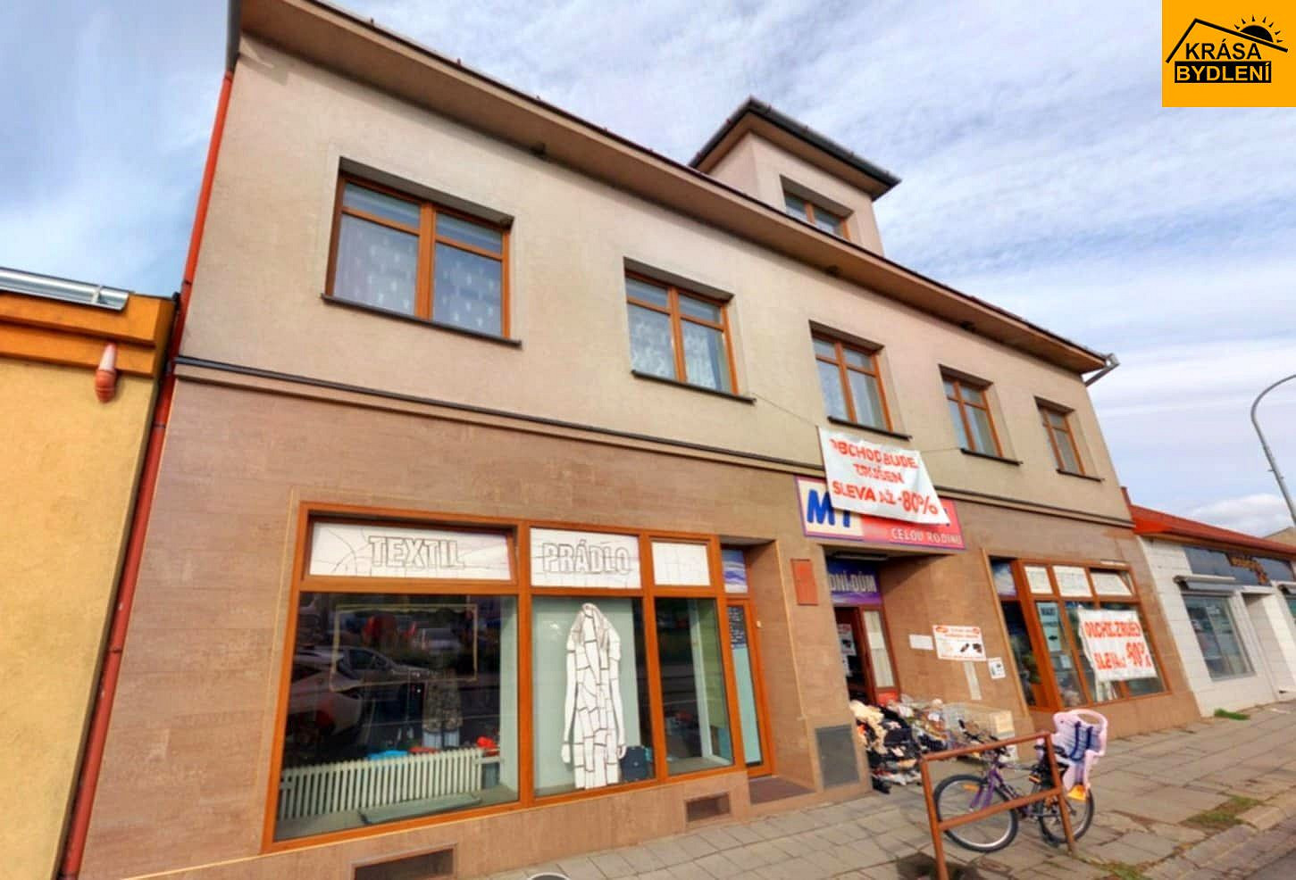 Prodej nájemního domu, činžáku 895 m² rezervováno