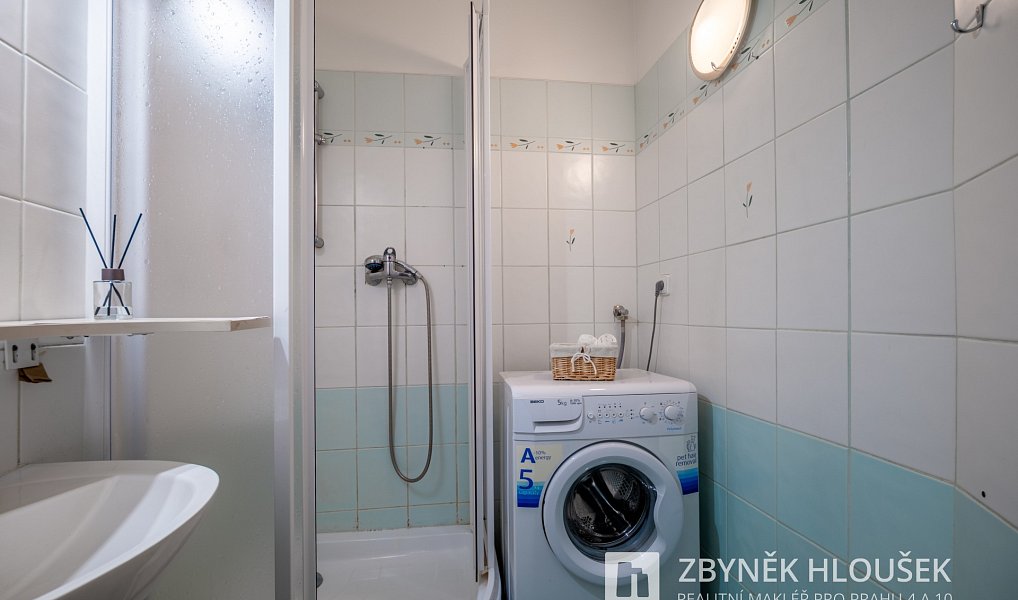 Prodej bytu 2+kk 42 m², Praha – náhled fotky 15