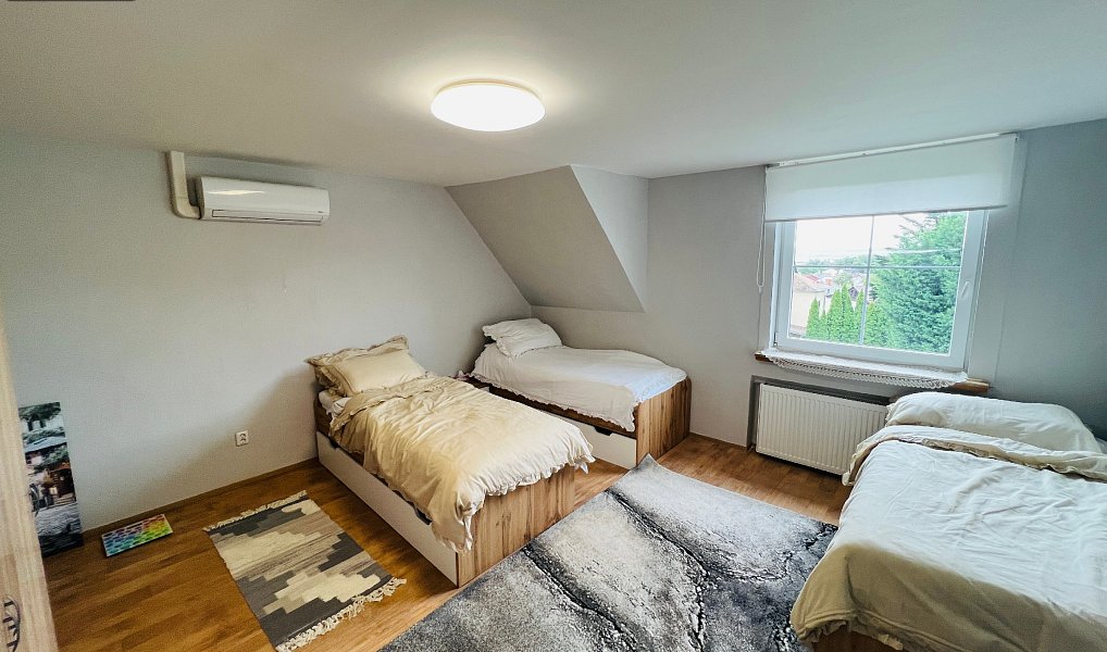 Prodej domu 202 m², Osek – náhled fotky 14