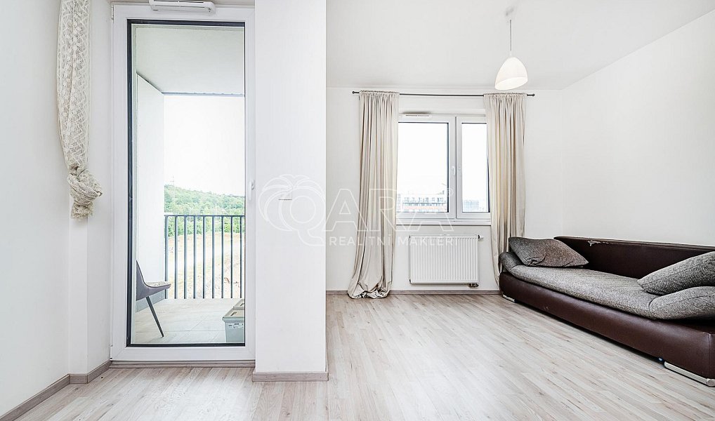 Prodej bytu 1+kk 33 m², Praha – náhled fotky 14