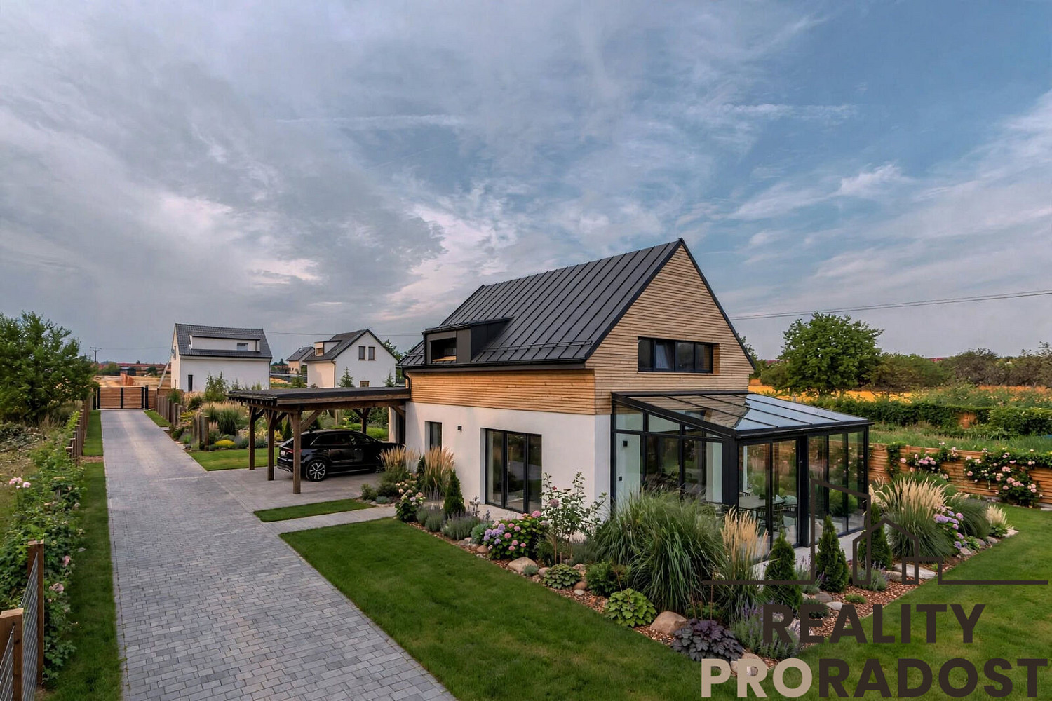 Prodej stavebního pozemku 1 370 m²