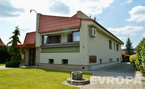 Prodej komerčního objektu (jiného typu) 495 m², Kolínská, Uhlířské Janovice, okres Kutná Hora