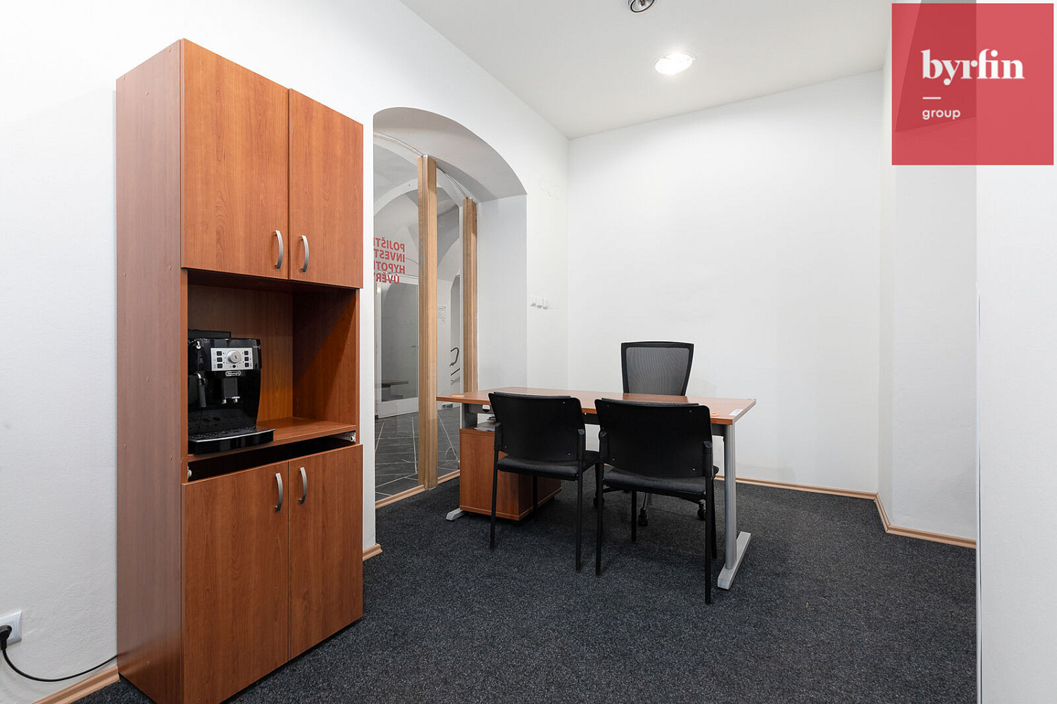 Pronájem kanceláře 27 m² — photo 3