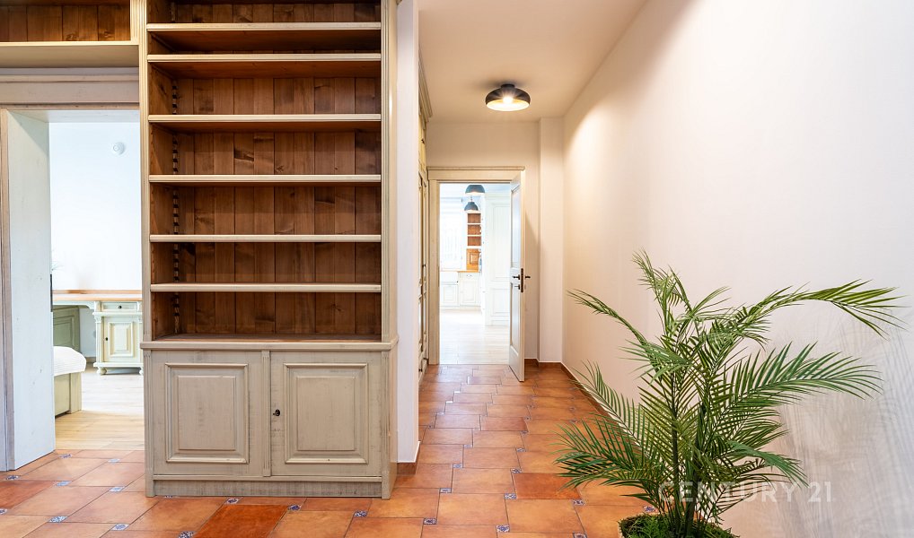 Prodej domu 268 m² s pozemkem 895 m², Únětice – náhled fotky 25