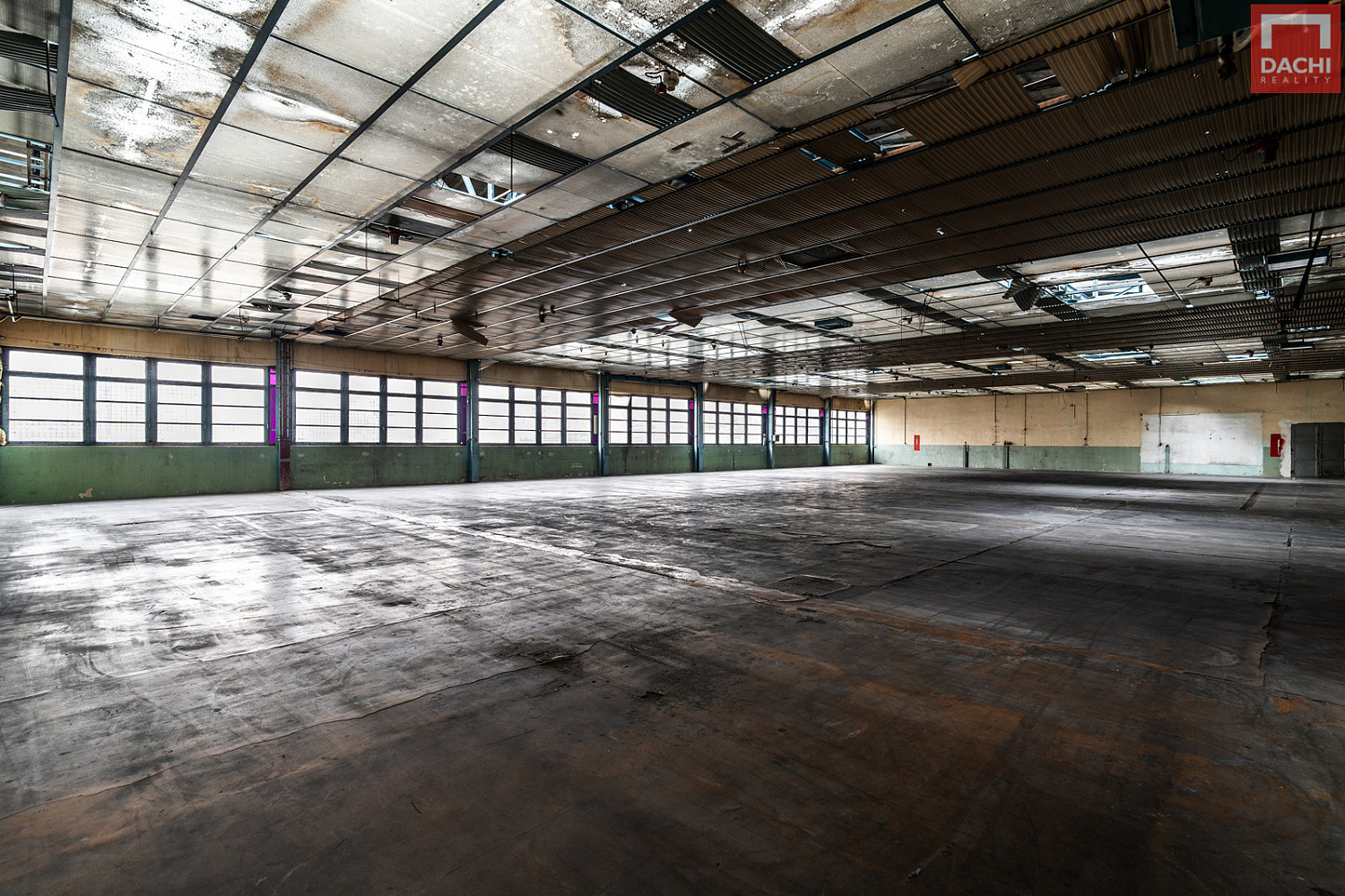 Pronájem skladovací haly v centru Olomouce, ul. U Stadionu o celkové velikosti 1.860 m² – pohled 5