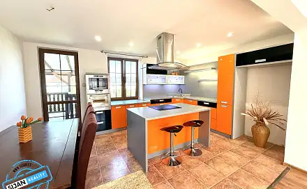 Prodej bytu 3+kk 120 m², Pivovarská, Krnov - Pod Bezručovým vrchem, okres Bruntál