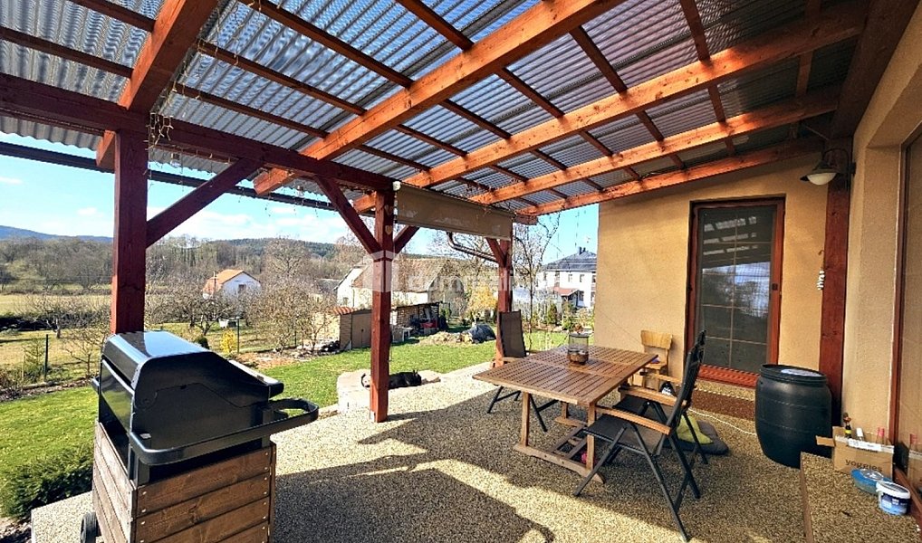 Prodej domu 267 m² s pozemkem 1 050 m², Pařezov – náhled fotky 3