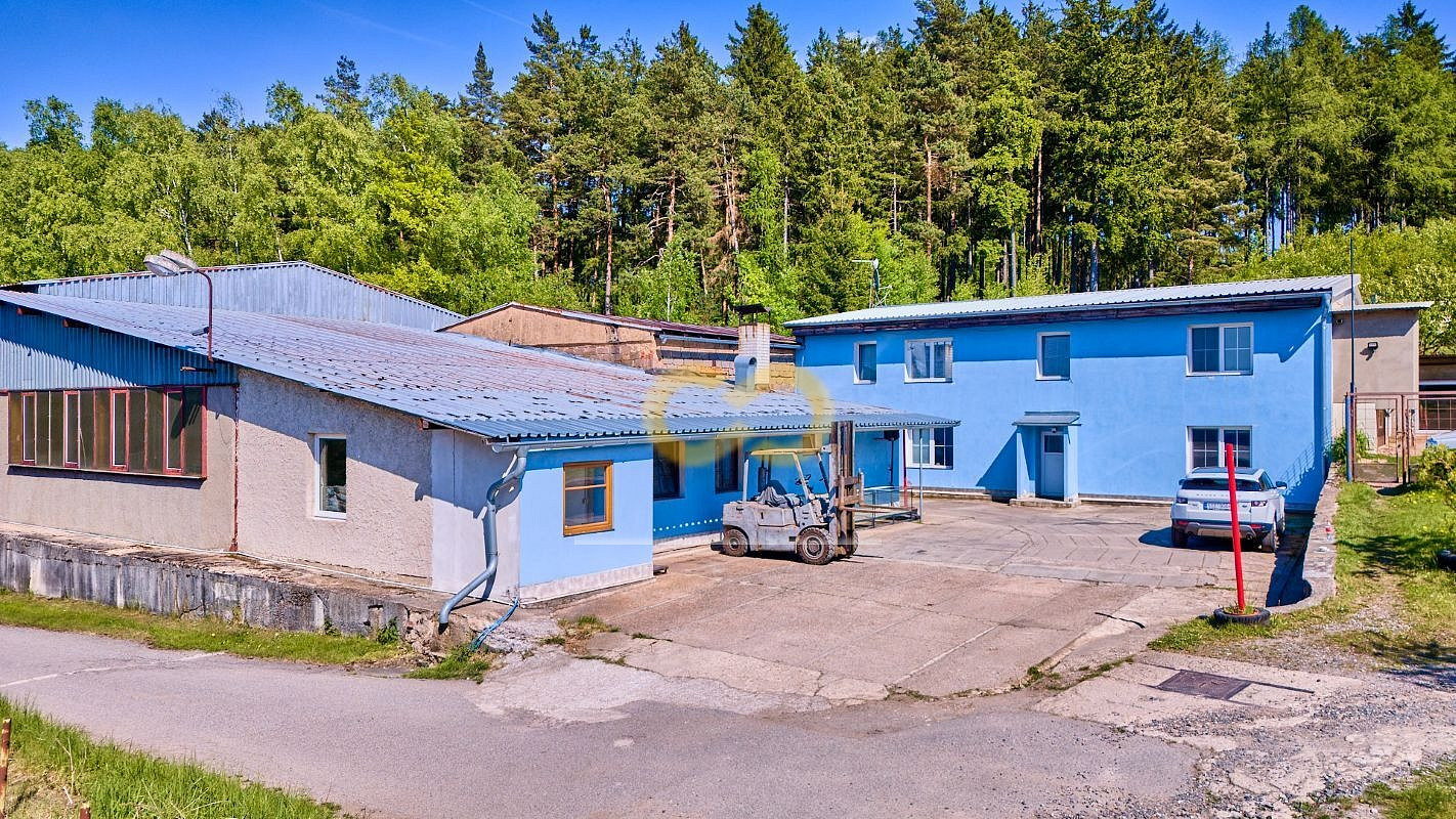 Prodej skladovacích prostor 6 412 m² – fotografie 2