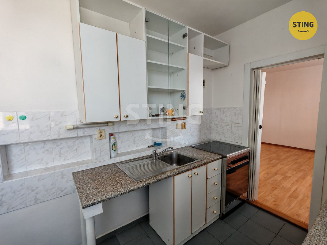 Pronájem bytu 3+1 68 m² – fotografie 2