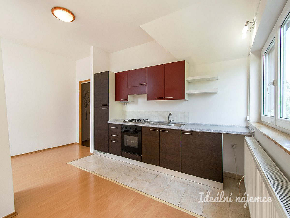Pronájem bytu 2+kk 53 m² – fotografie 2