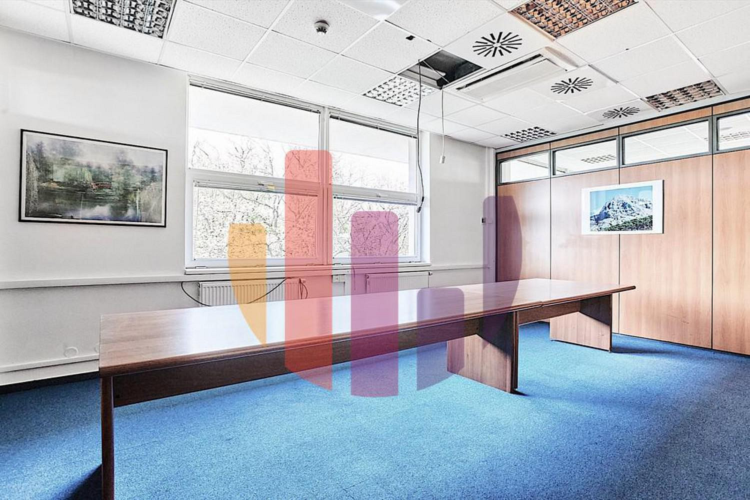 Pronájem kanceláře 194 m² — photo 4