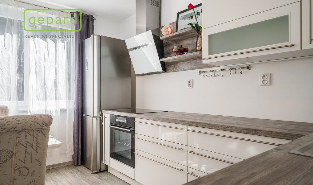 Prodej bytu 2+1 64 m², Sokolov – náhled fotky 3