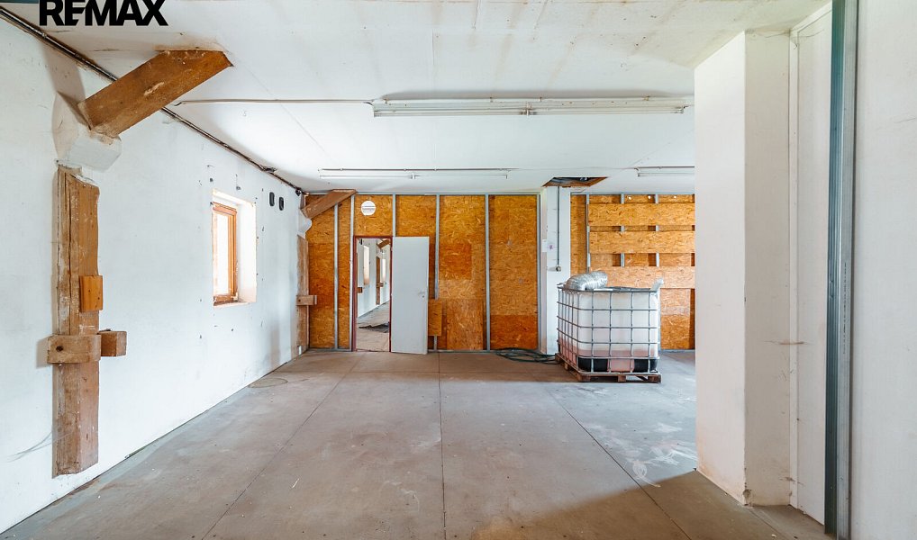 Prodej skladovacích prostor 537 m², Syrovátka – náhled fotky 11