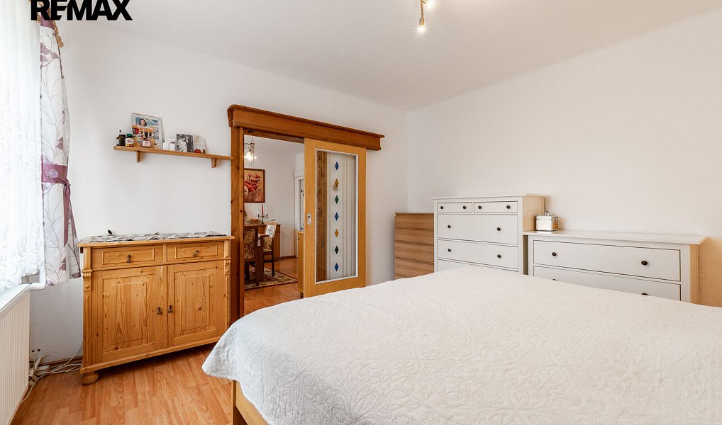 Prodej domu 328 m² s pozemkem 758 m², Vejprty – náhled fotky 28