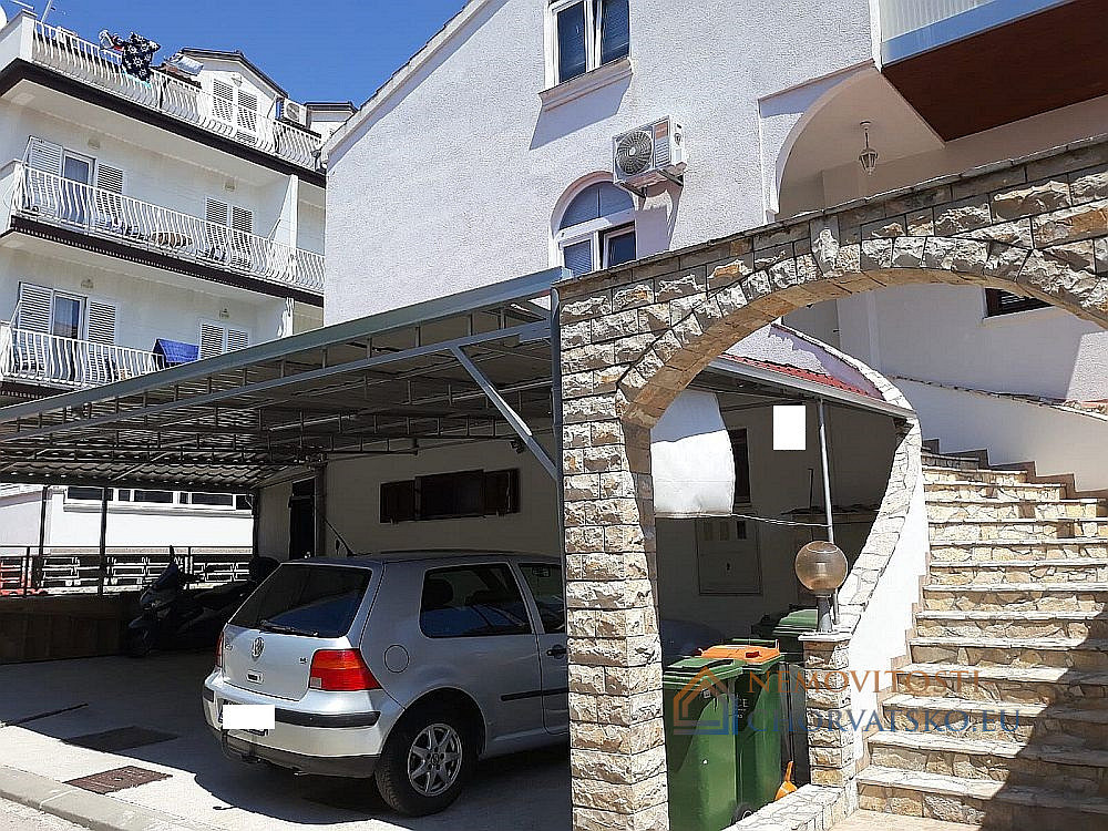 Prodej domu 90 m² s pozemkem 240 m² - Ansicht 3