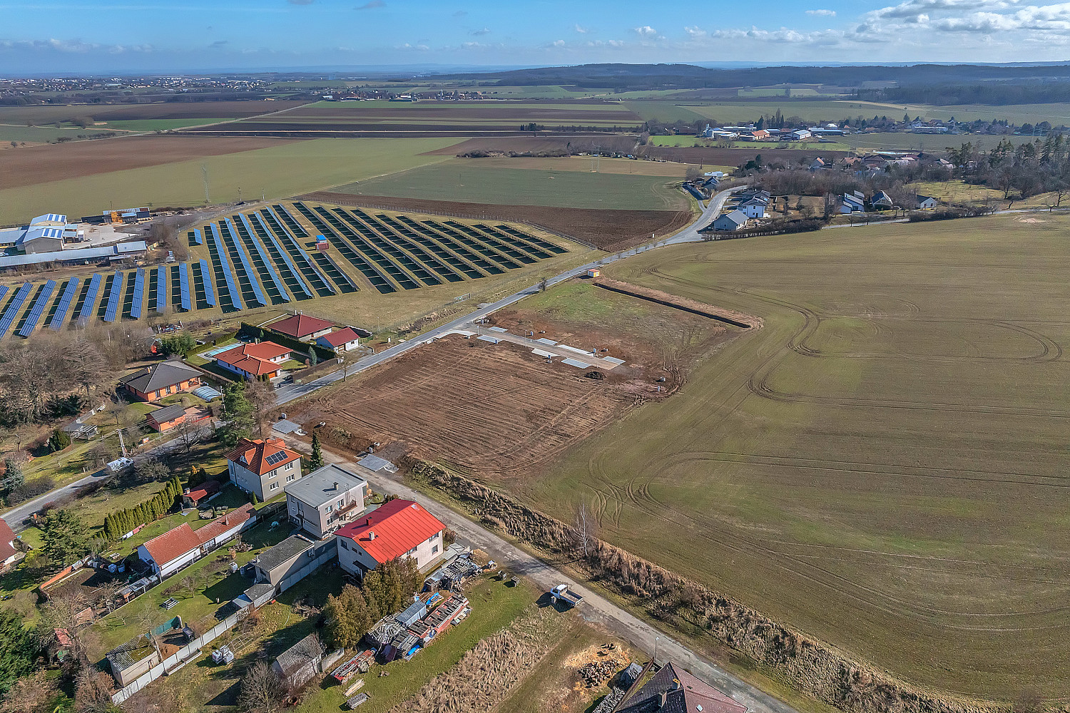 Prodej stavebního pozemku 1 251 m² – další