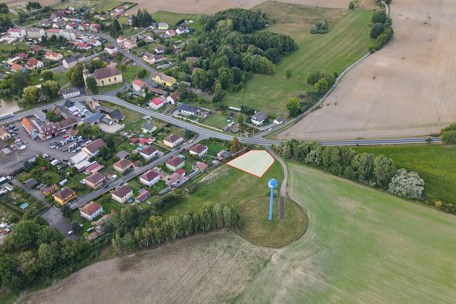 Prodej stavebního pozemku 1 301 m² – fotografie 3