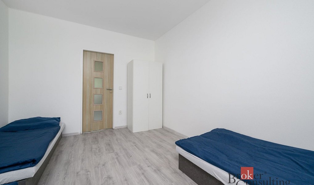 Prodej domu 240 m² s pozemkem 888 m², Bulovka – náhled fotky 11