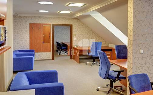 Pronájem kanceláře 75 m², Chebská, Karlovy Vary - Dvory