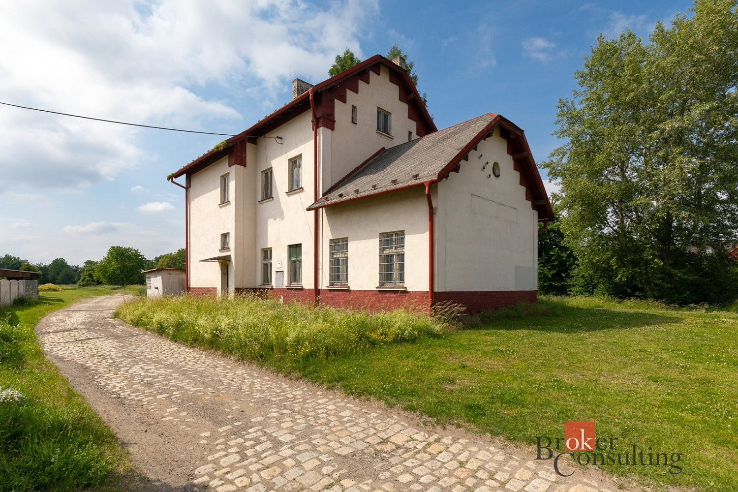 Prodej komerčního objektu (jiného typu) 258 m²