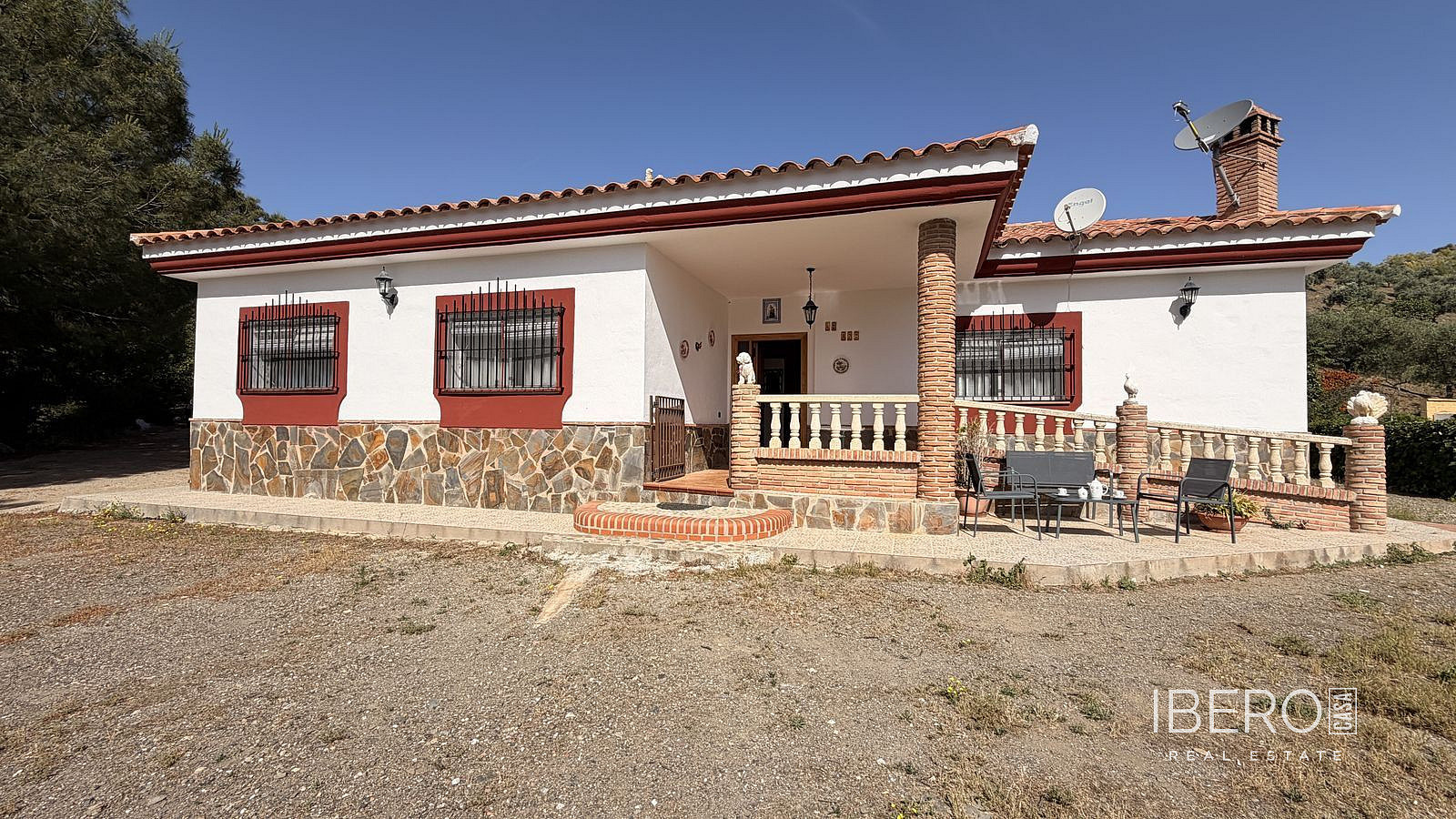 Prodej domu 155 m² s pozemkem 18 948 m²