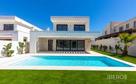 Prodej domu 213 m² s pozemkem 600 m², Torrevieja, Španělsko