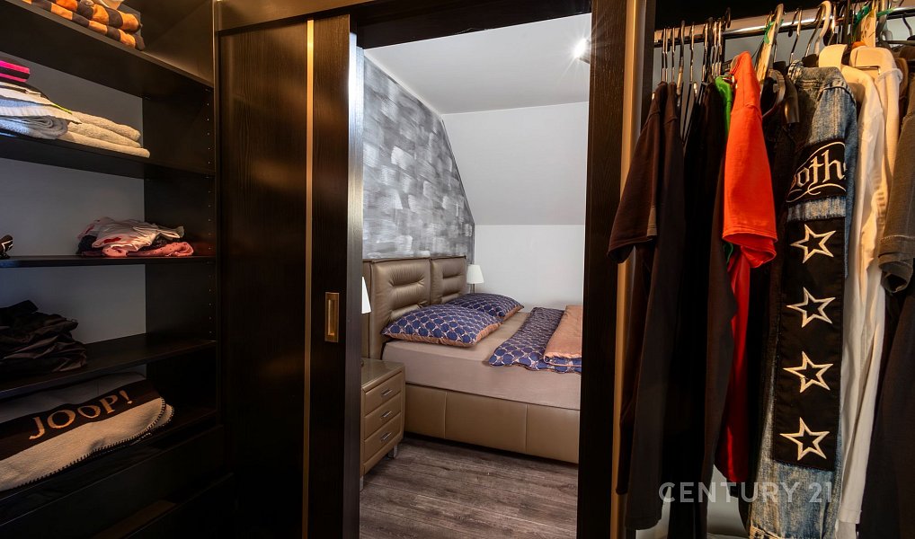 Prodej domu 181 m² s pozemkem 311 m², Kolín – náhled fotky 22