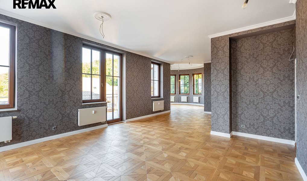 Prodej bytu 6+kk 537 m², Karlovy Vary – náhled fotky 24