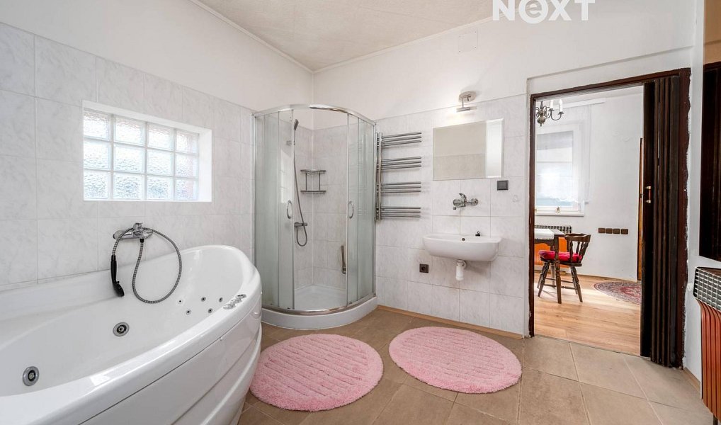 Prodej domu 240 m² s pozemkem 699 m², Jirny – náhled fotky 9