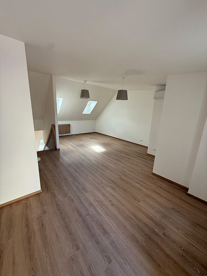 Pronájem bytu 2+kk 74 m² – fotografie 5