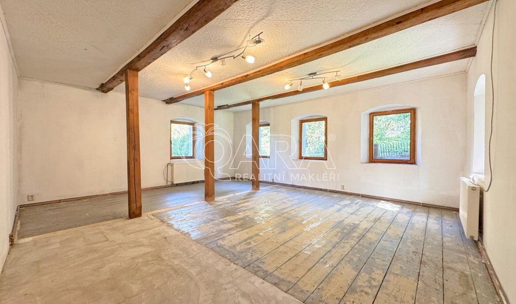 Prodej domu 150 m² s pozemkem 892 m², Stružnice – náhled fotky 3