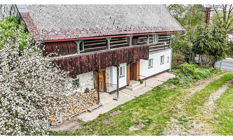 Prodej domu 200 m² s pozemkem 691 m²