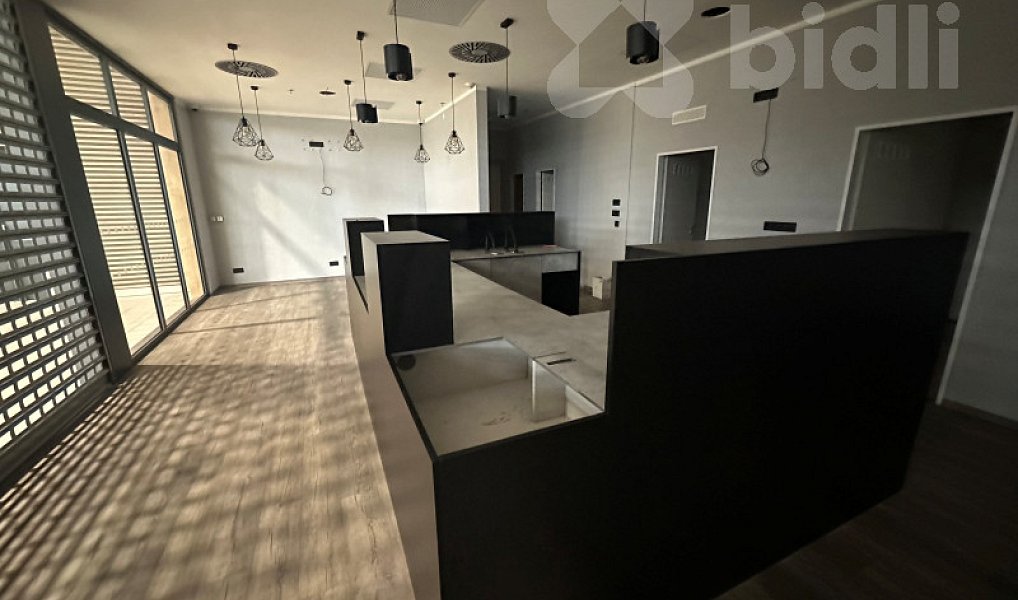 Pronájem obchodních prostor 104 m², Hradec Králové – náhled fotky 3