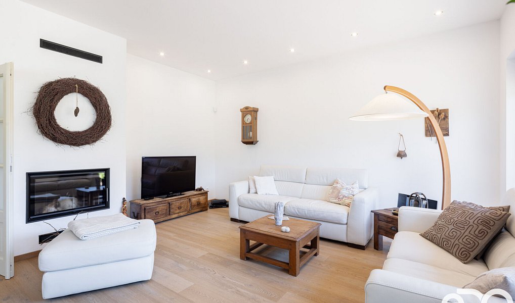 Prodej domu 219 m² s pozemkem 1 721 m², Trnová – náhled fotky 11