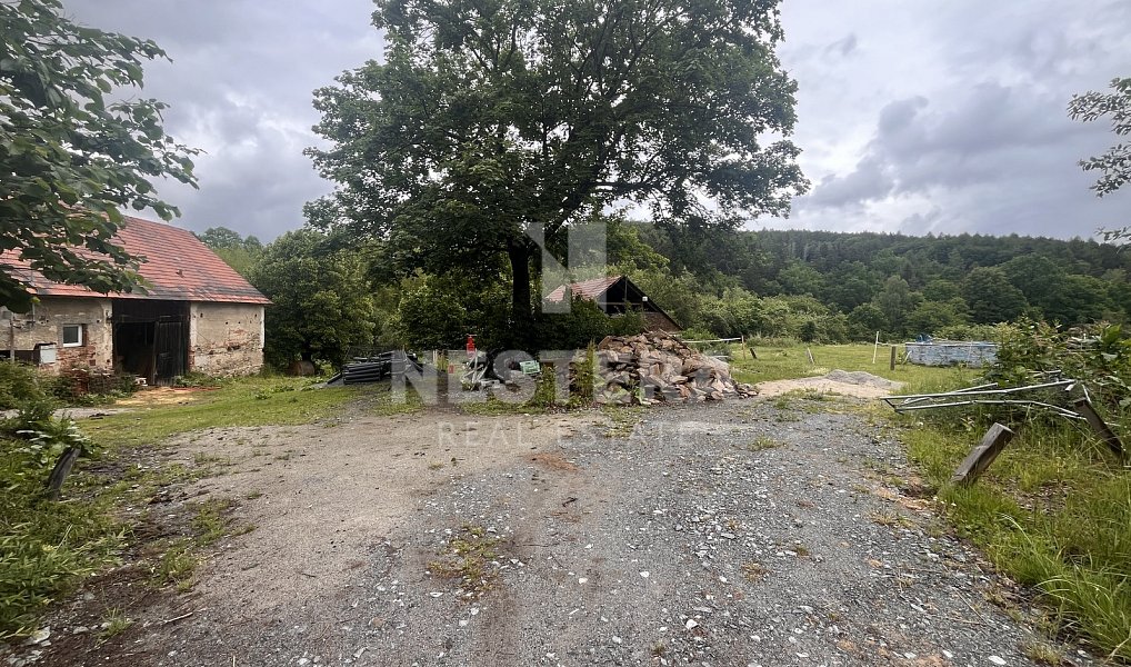 Prodej stavebního pozemku 112 997 m², Popovice – náhled fotky 10