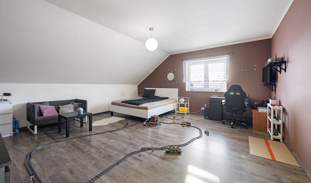 Prodej domu 225 m² s pozemkem 803 m², Letovice – náhled fotky 24