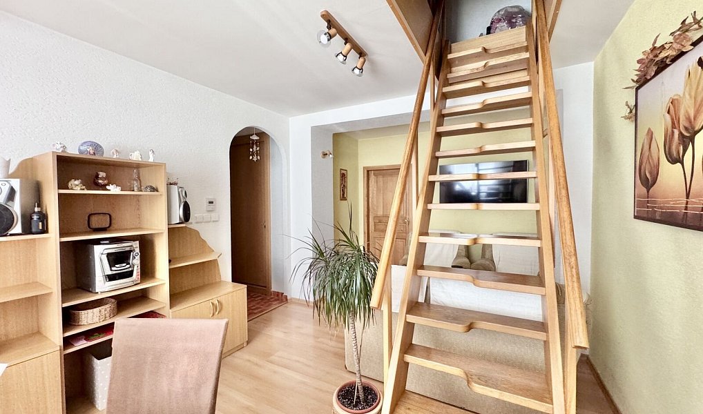 Prodej bytu 5+kk 102 m², Huzová – náhled fotky 8