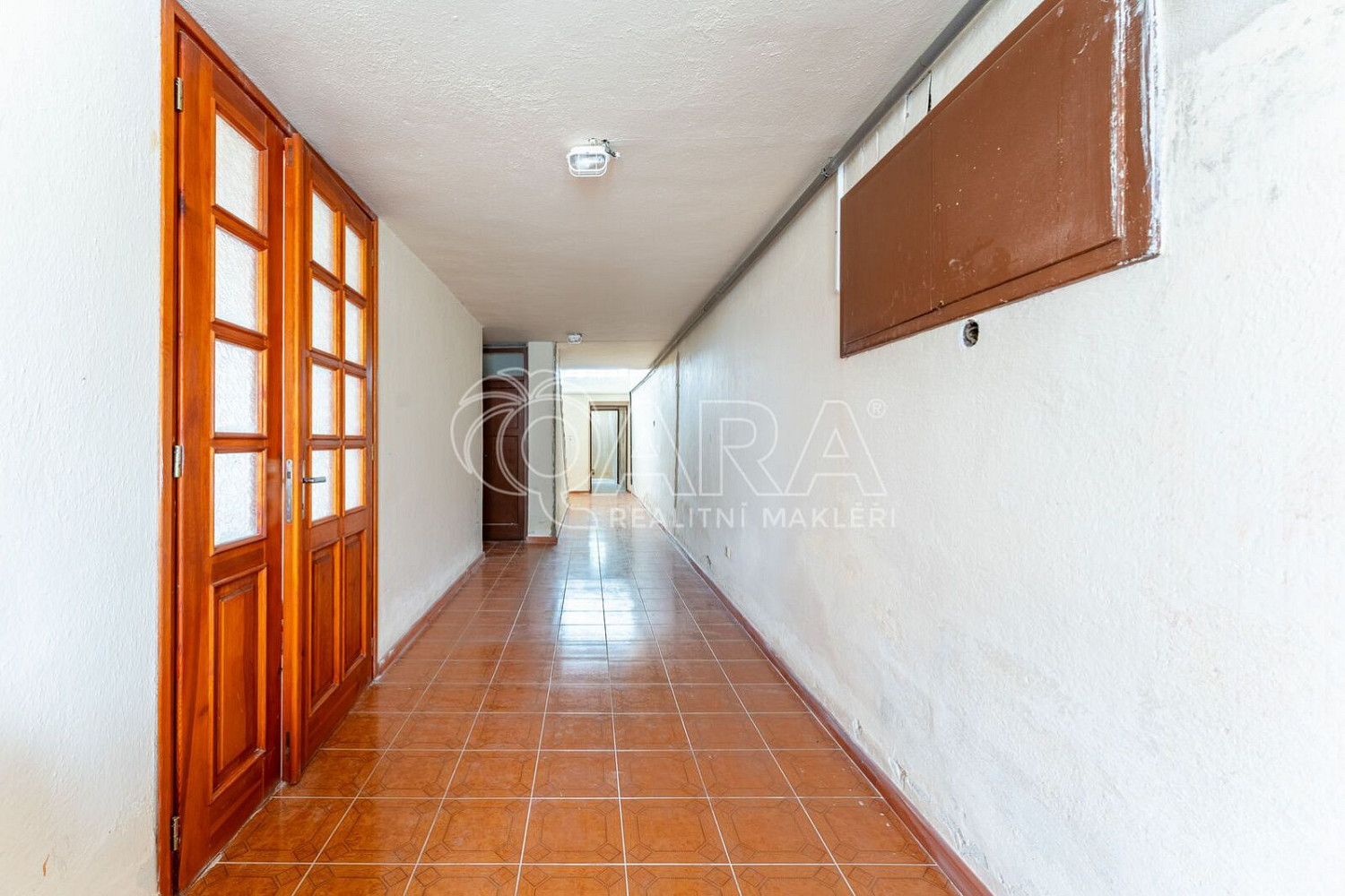 Pronájem obchodních prostor 440 m² – fotografie 4