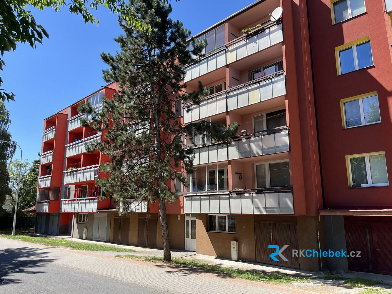 Pronájem bytu 2+1 64 m² – fotografie 2