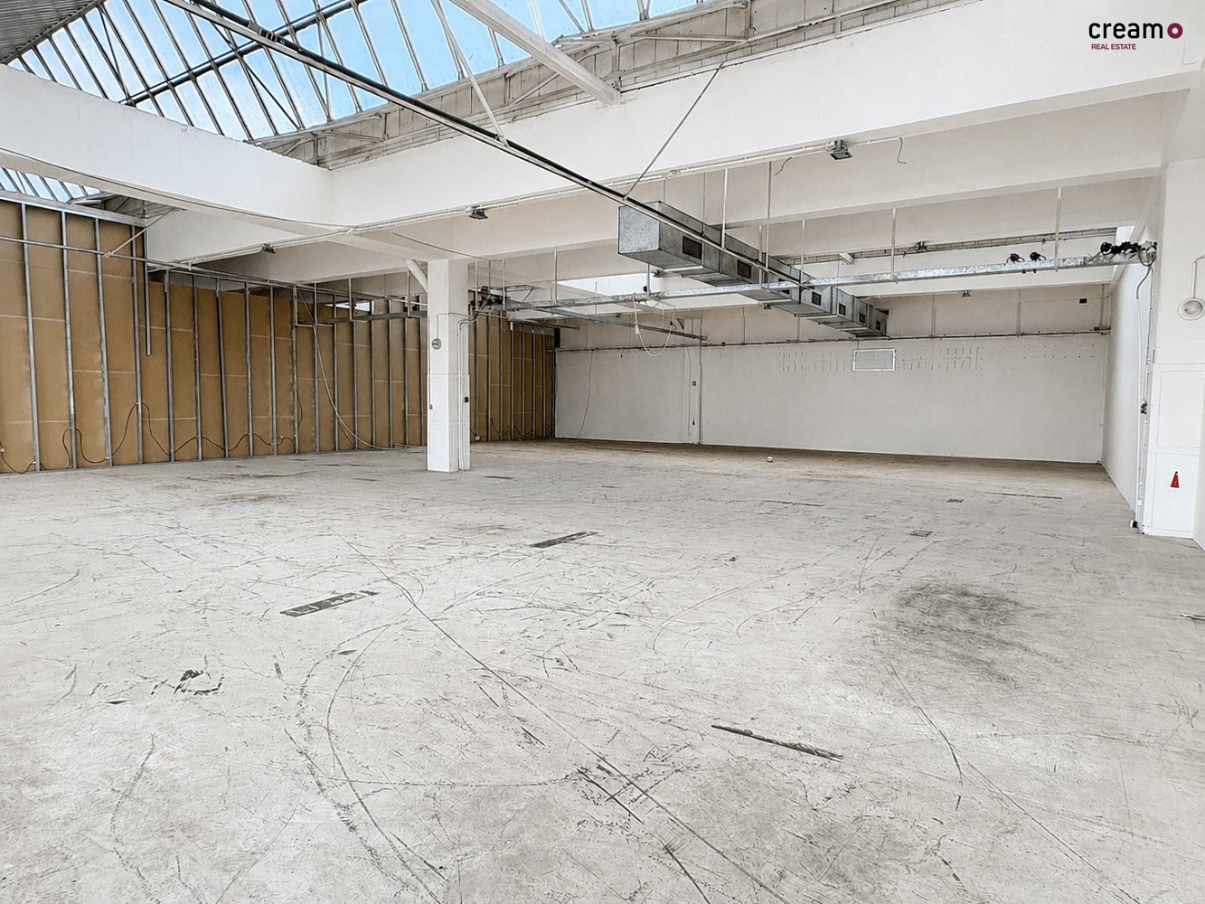 Pronájem skladovacích prostor 431 m² – fotografie 2